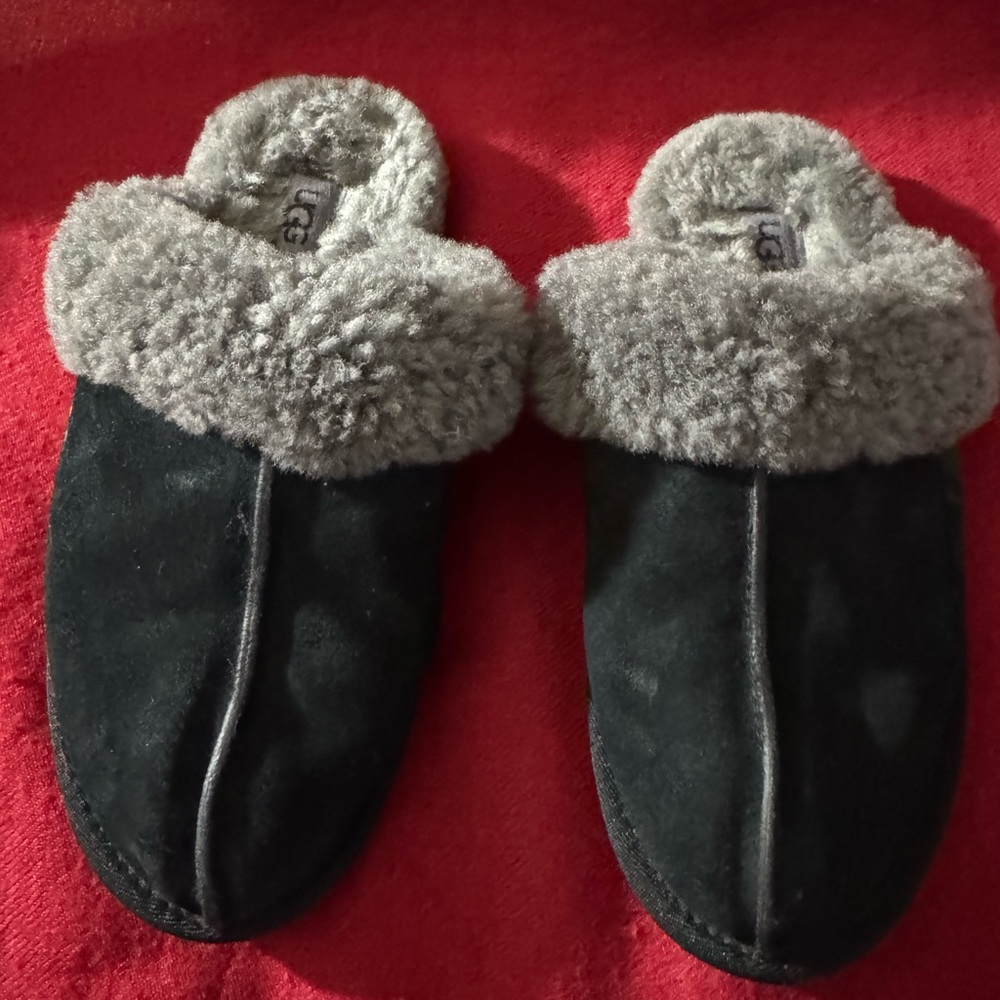 UGG pure wool lined slippers